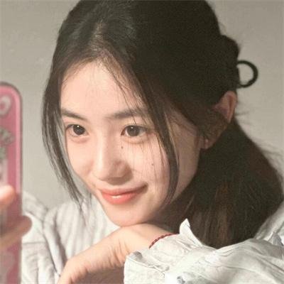 蕾丝炸弹